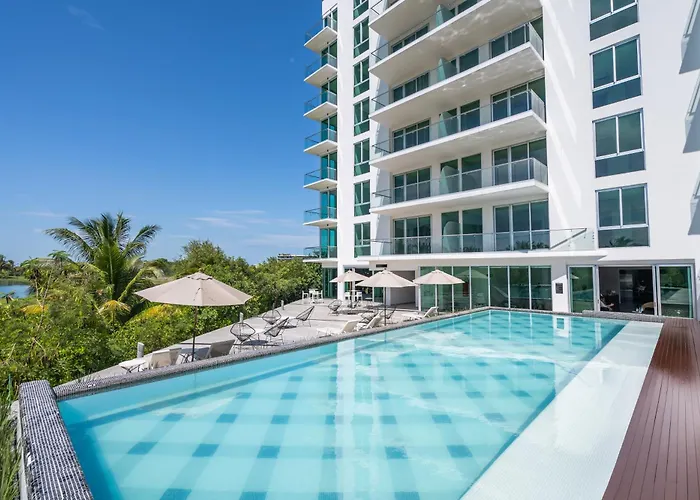 EHDEN Vacation Suites Puerto Cancún